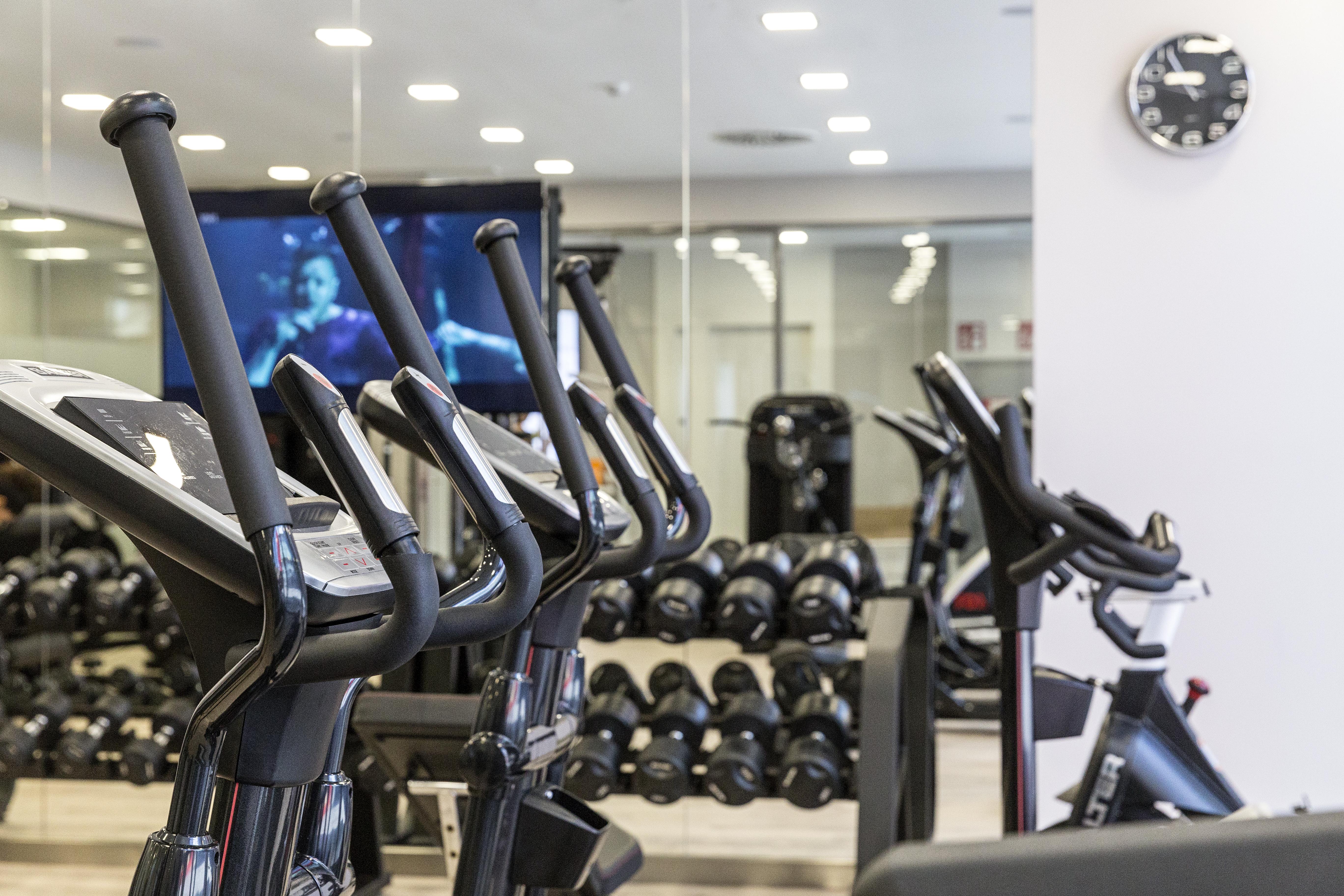 Hotel & Spa Ciudad De Binéfar エクステリア 写真