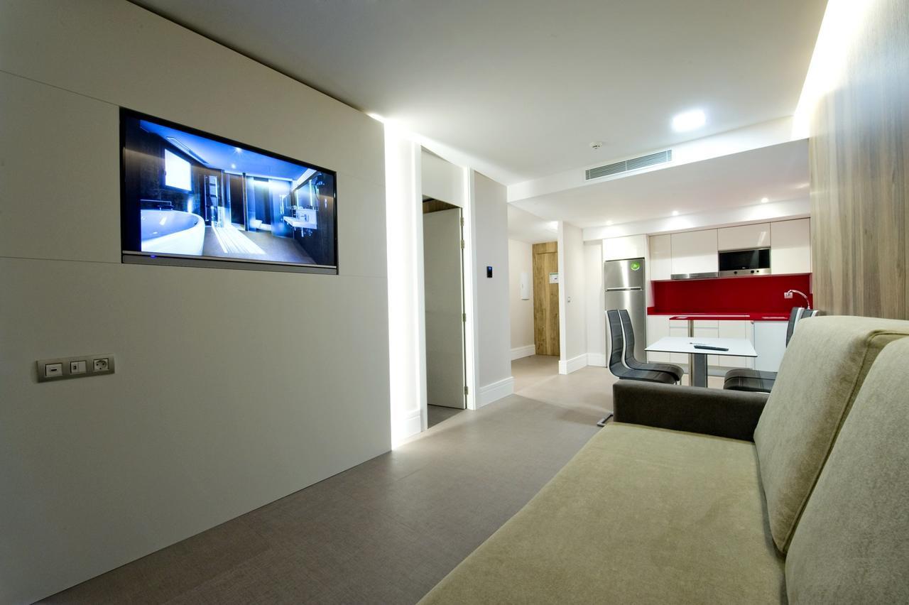 Hotel & Spa Ciudad De Binéfar エクステリア 写真